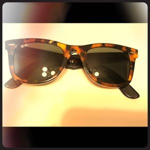 Ray Ban RB2140. 1157  50. 22. 3N